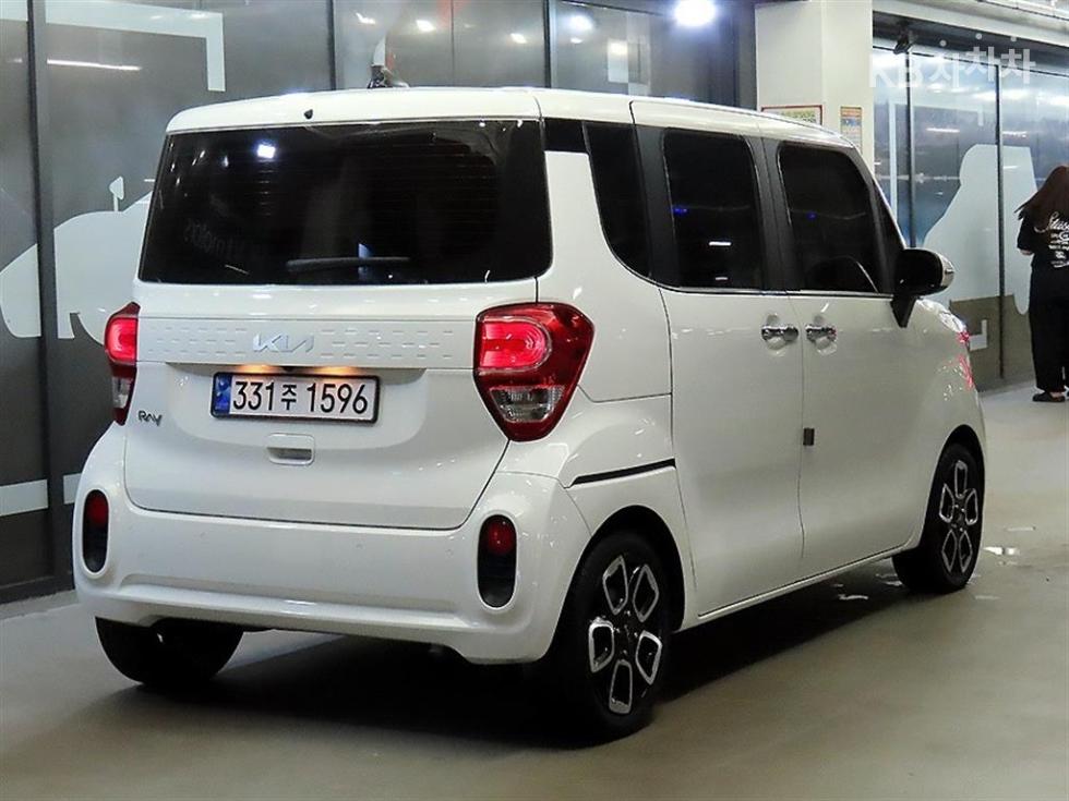 2022 - kia ray
