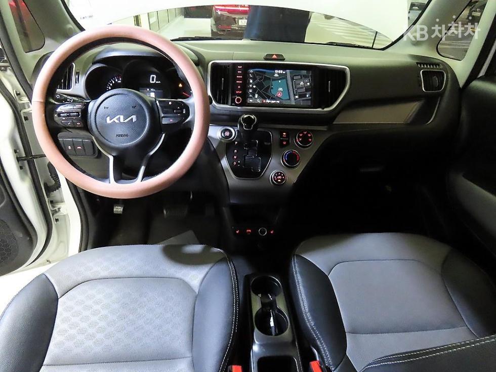 2022 - kia ray