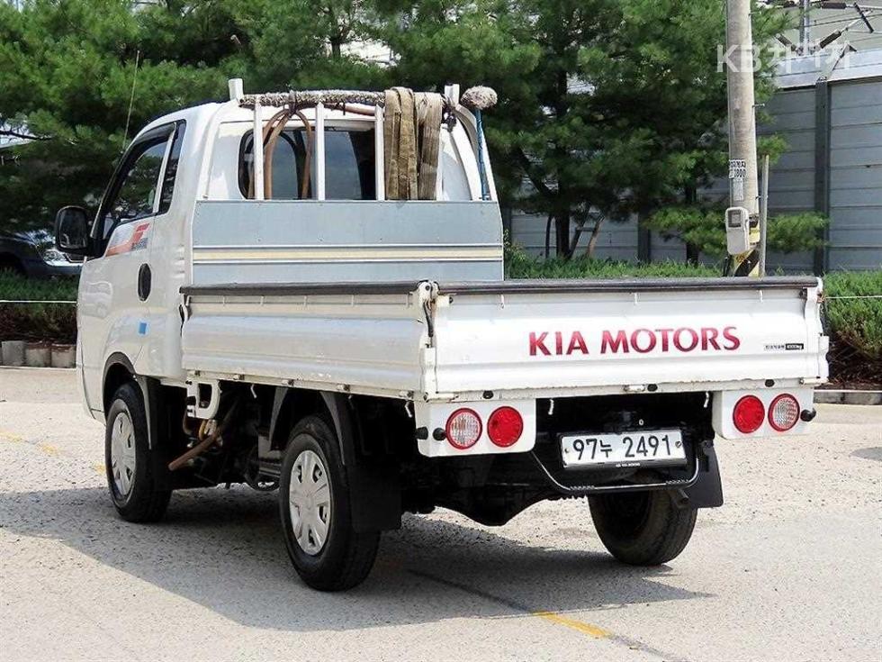 2019 - kia bongo iii