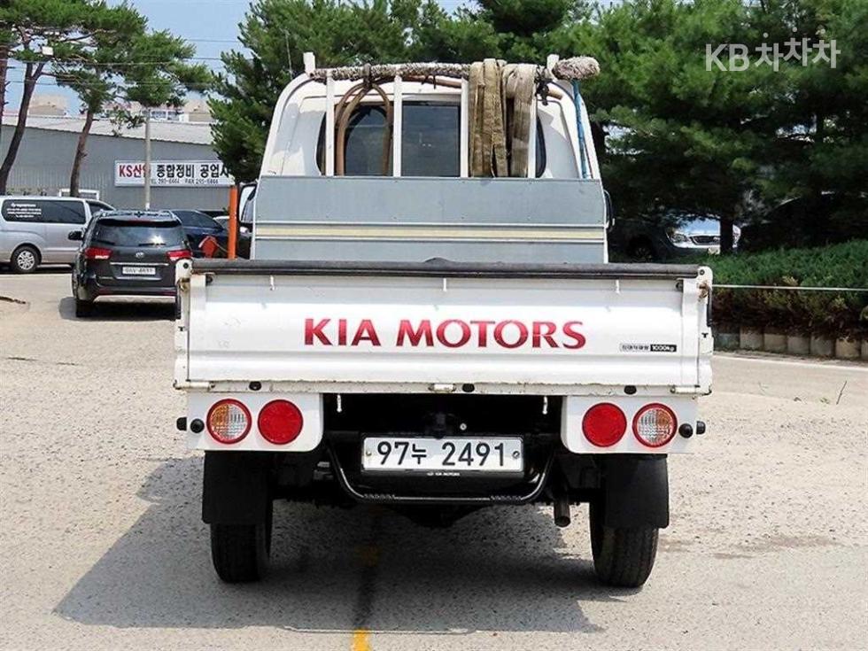 2019 - kia bongo iii