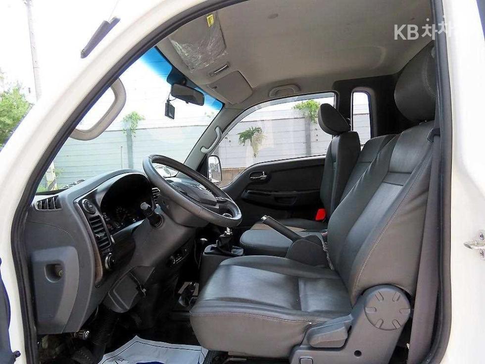 2019 - kia bongo iii