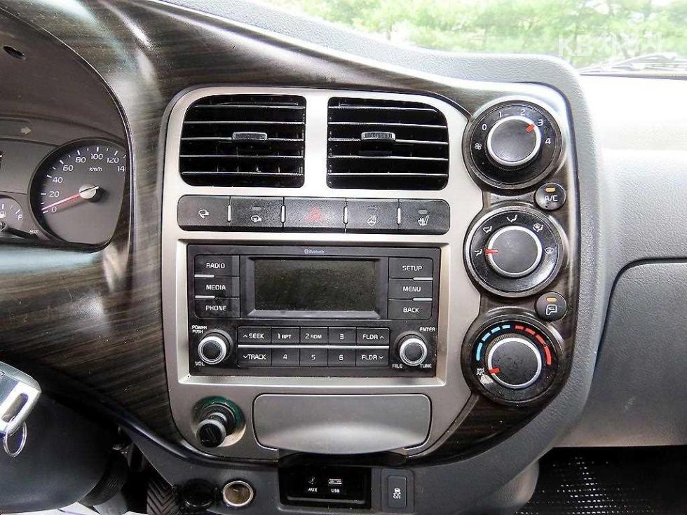 2019 - kia bongo iii
