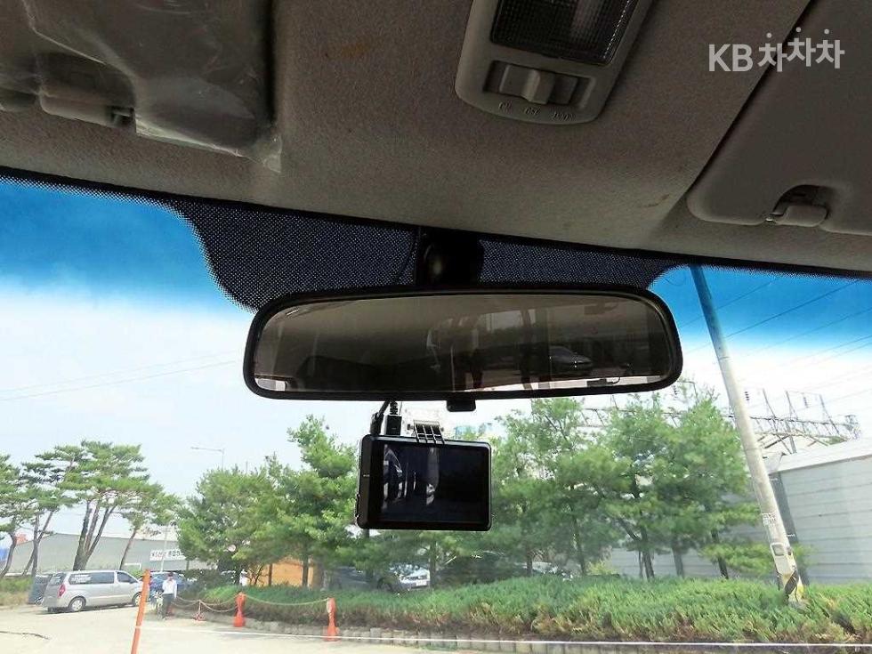 2019 - kia bongo iii