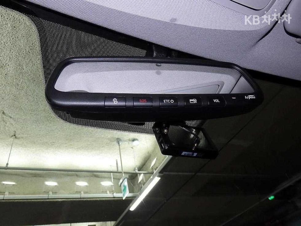 Hyundai Avante — miniaturë 17