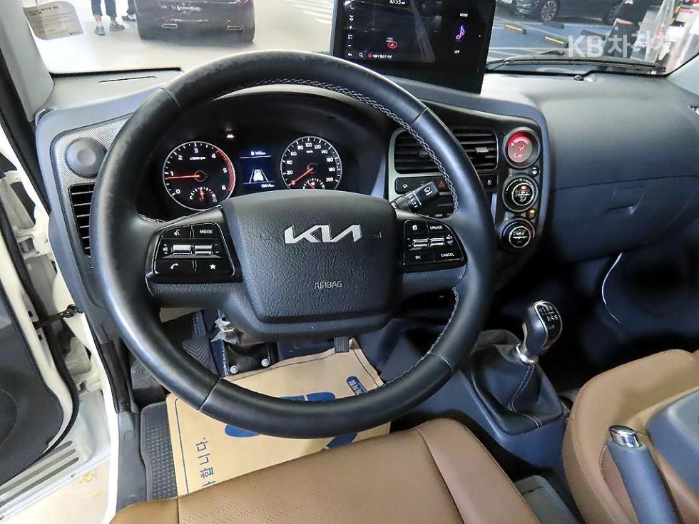 2024 - kia bongo iii