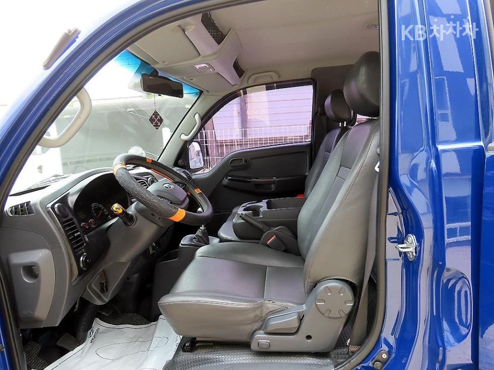 2013 - kia bongo iii