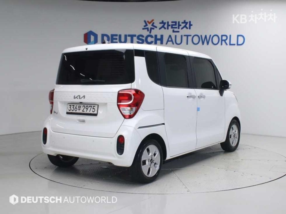 2022 - kia ray