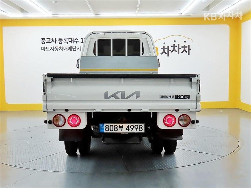 2023 - kia bongo iii