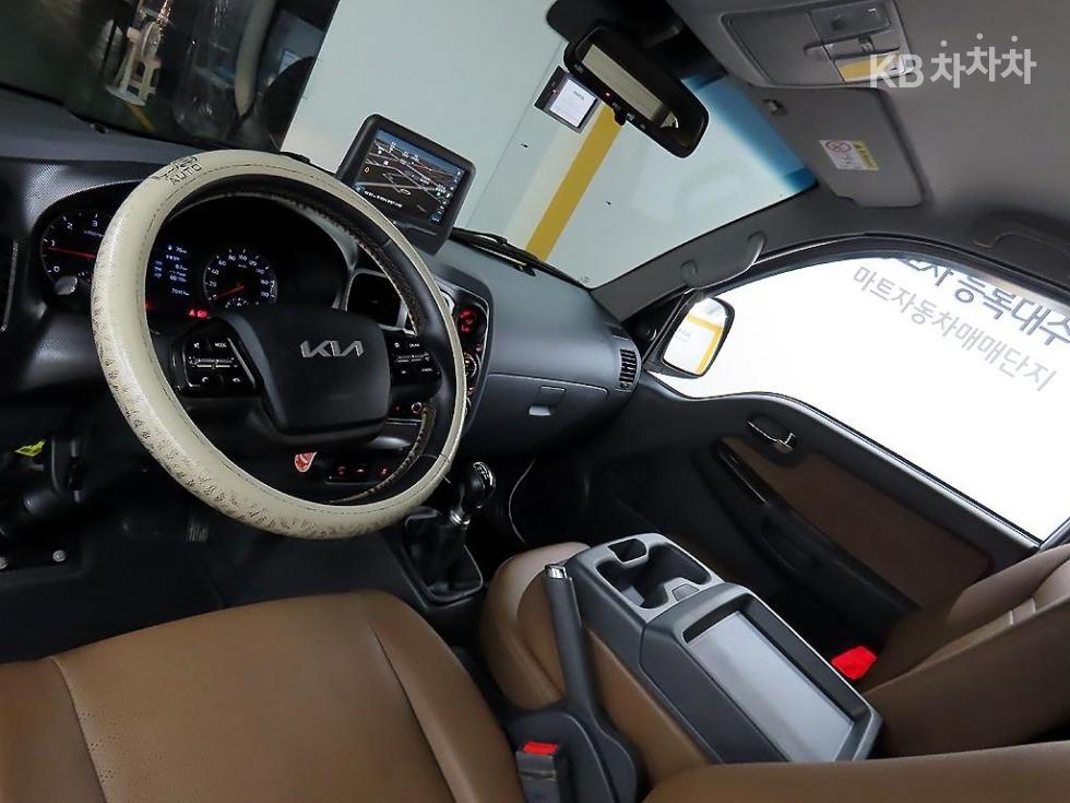 2023 - kia bongo iii