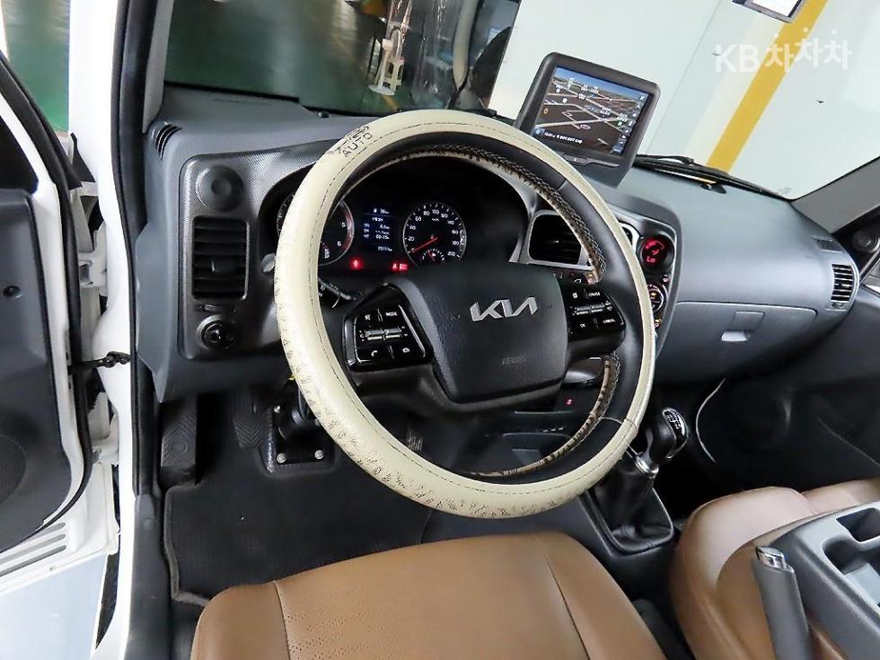 2023 - kia bongo iii