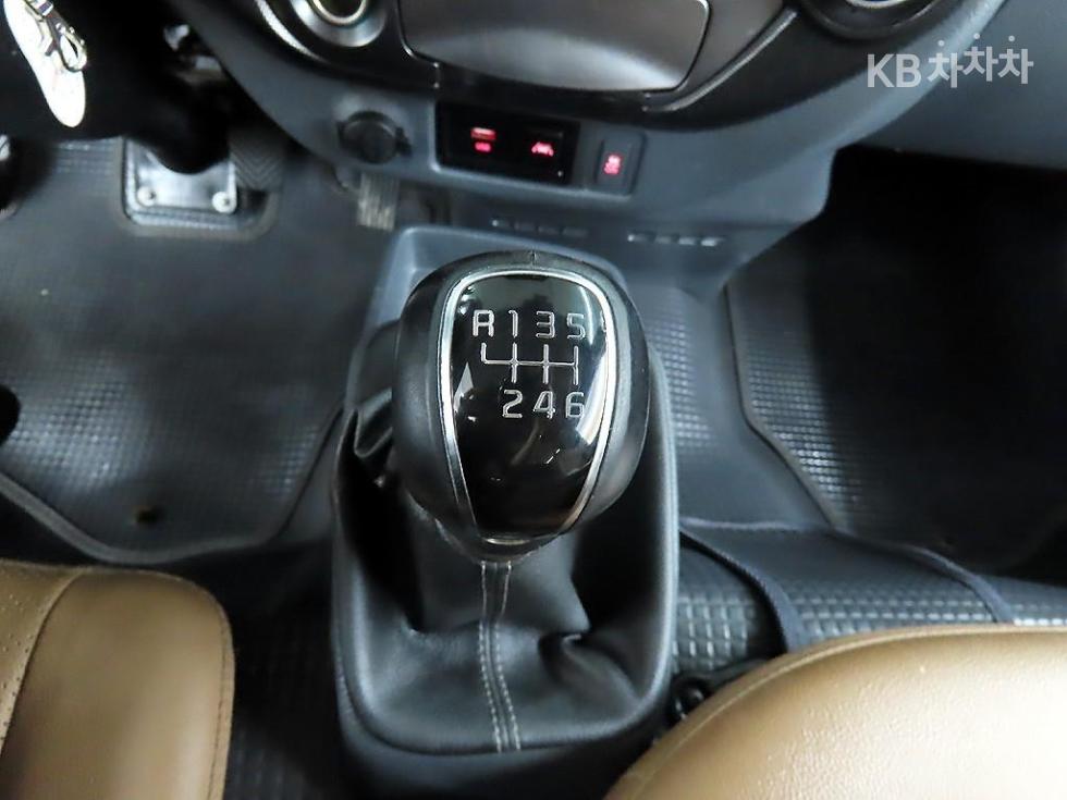 2023 - kia bongo iii