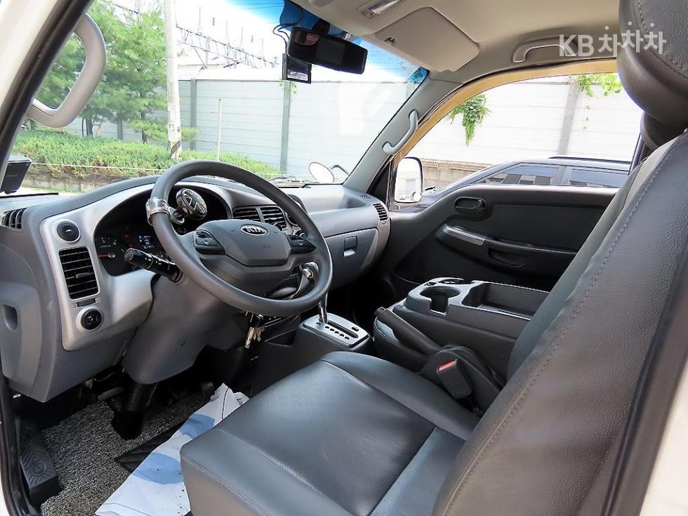 2017 - kia bongo iii
