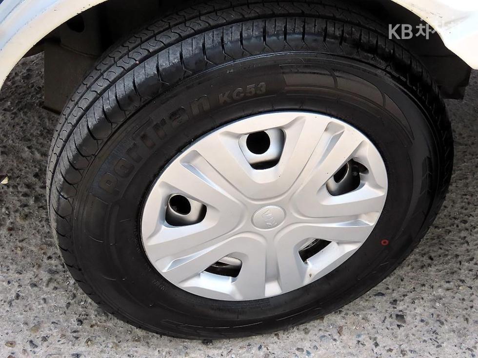 2017 - kia bongo iii