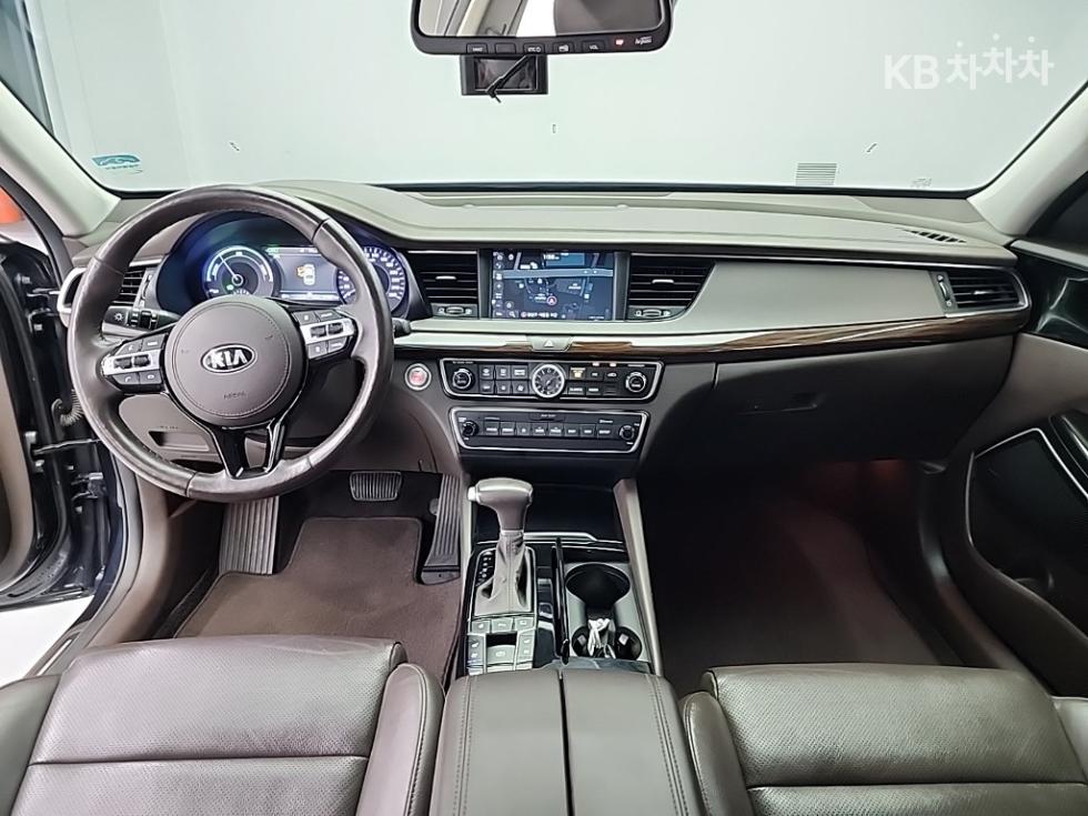 2018 - kia k7