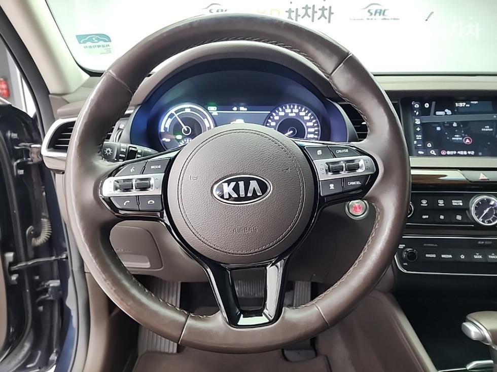 2018 - kia k7