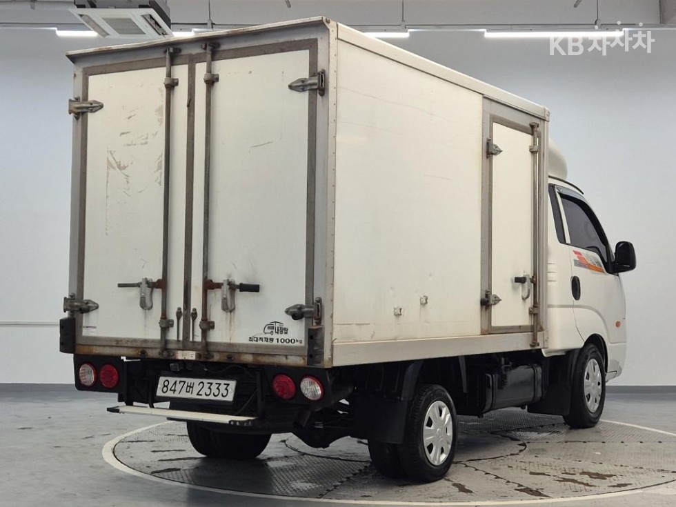 2019 - kia bongo iii