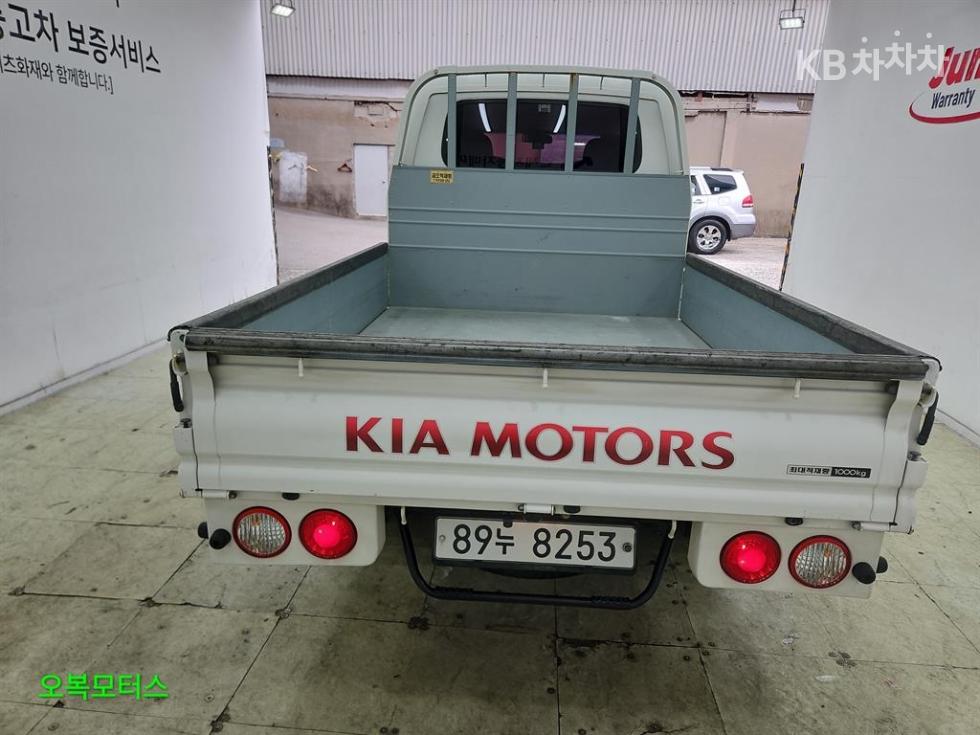 2016 - kia bongo iii
