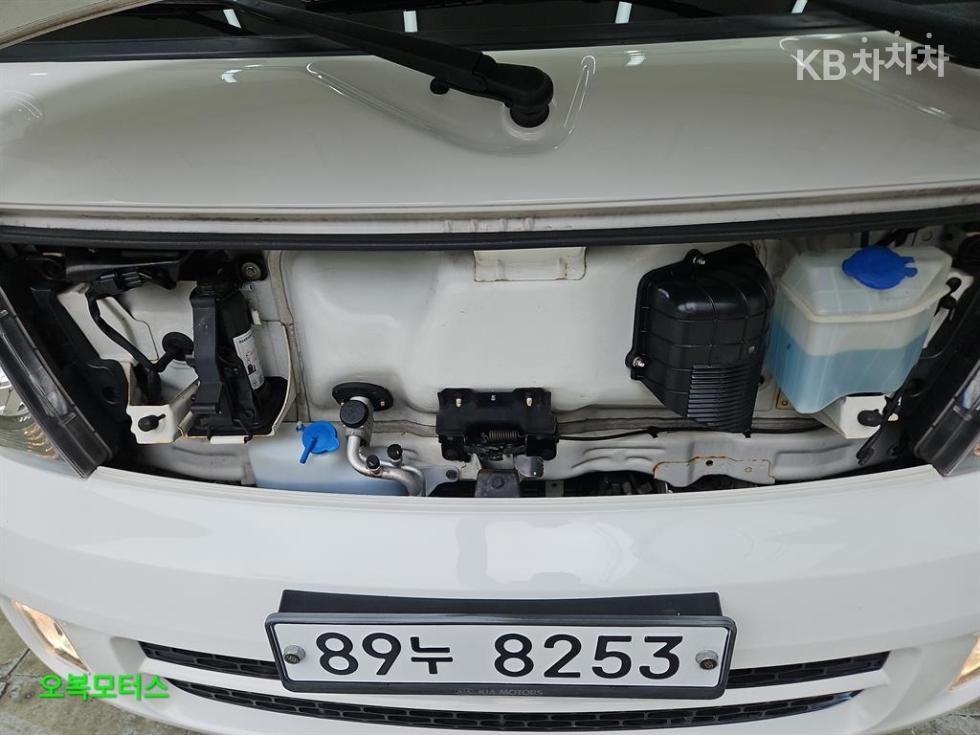 2016 - kia bongo iii