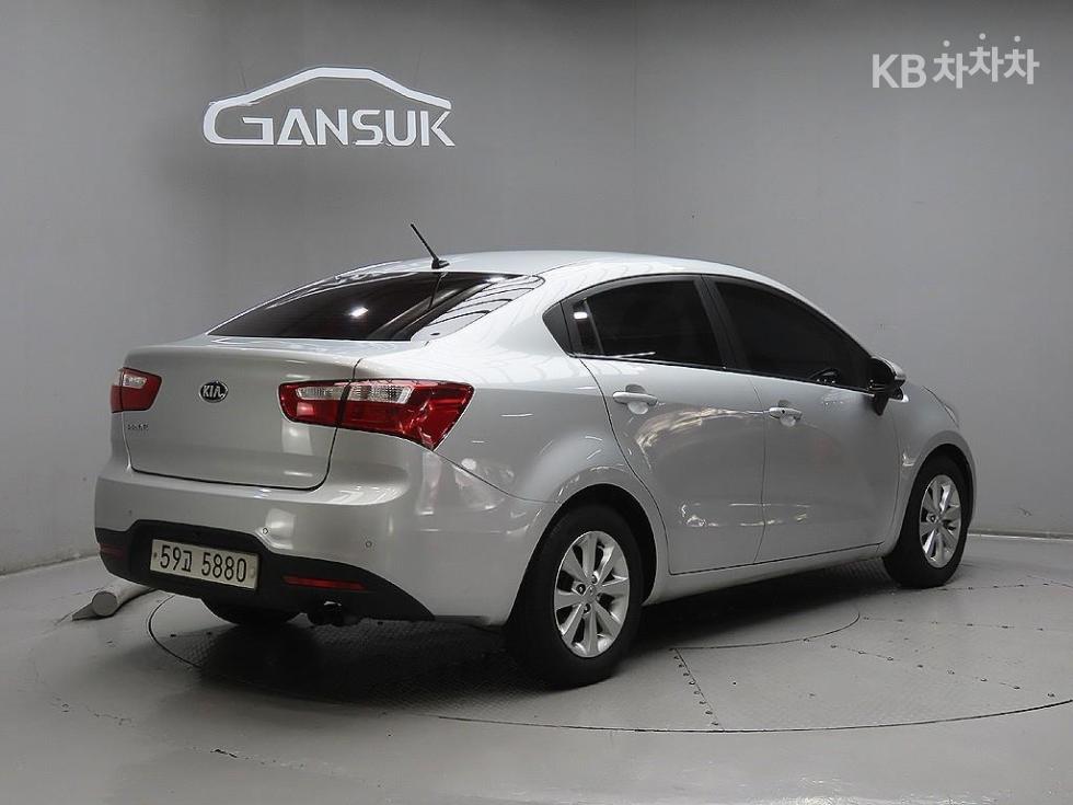 2014 - kia pride