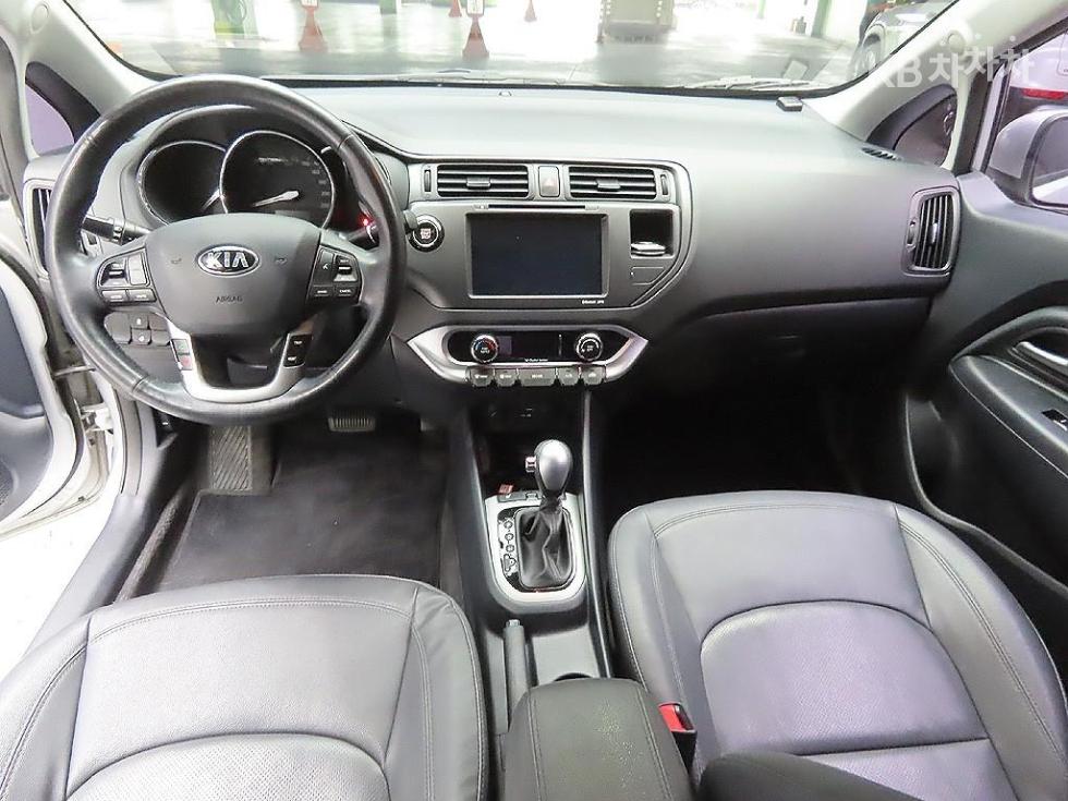 2014 - kia pride