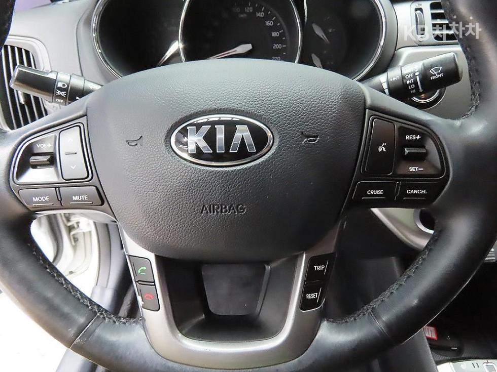 2014 - kia pride