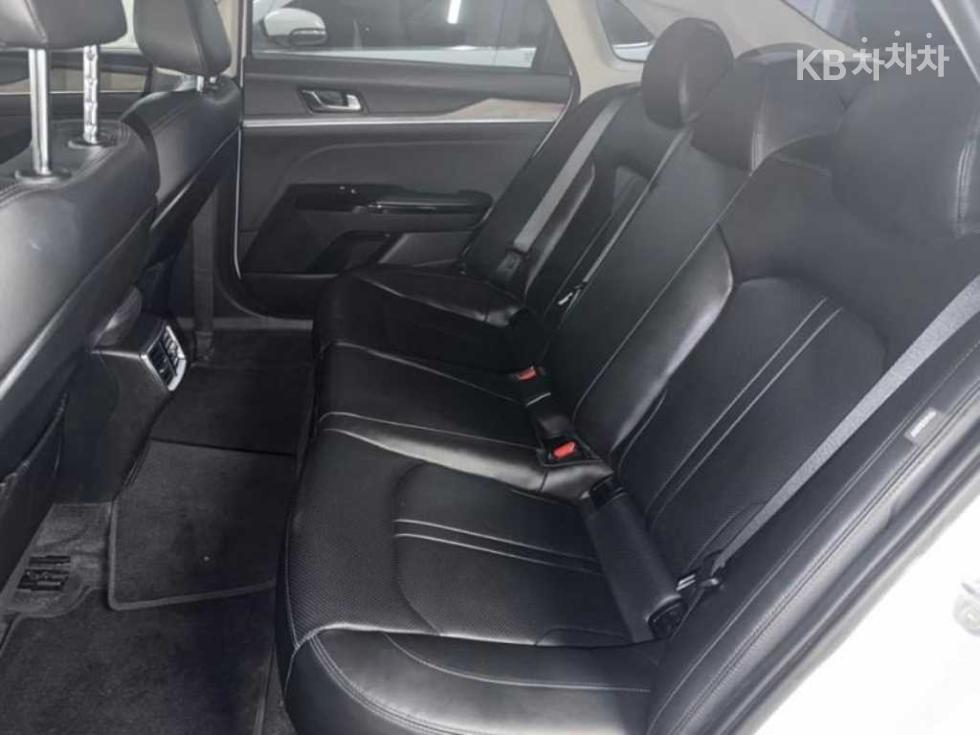 2021 - kia k5