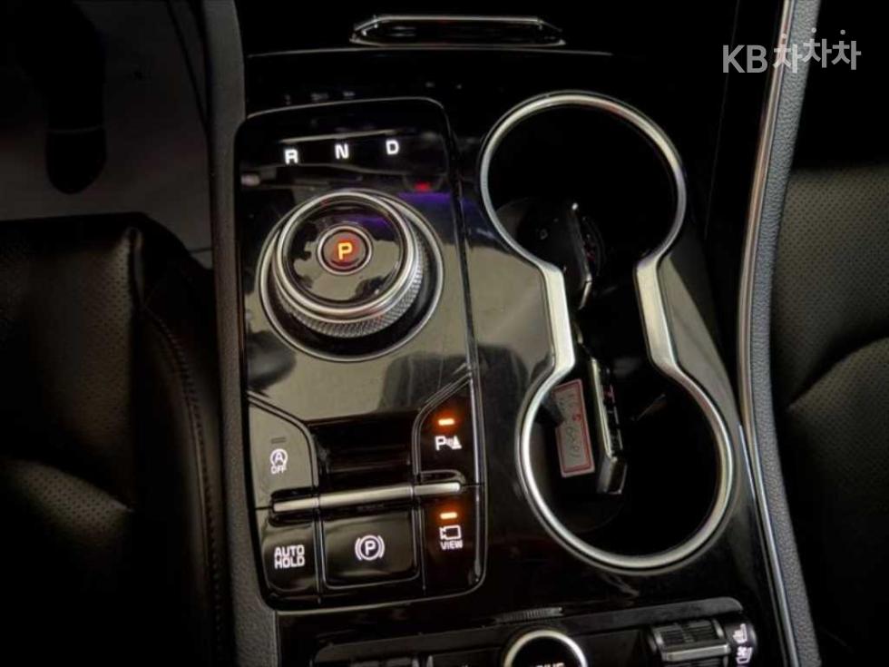 2021 - kia k5