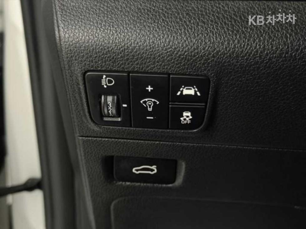 2021 - kia k5