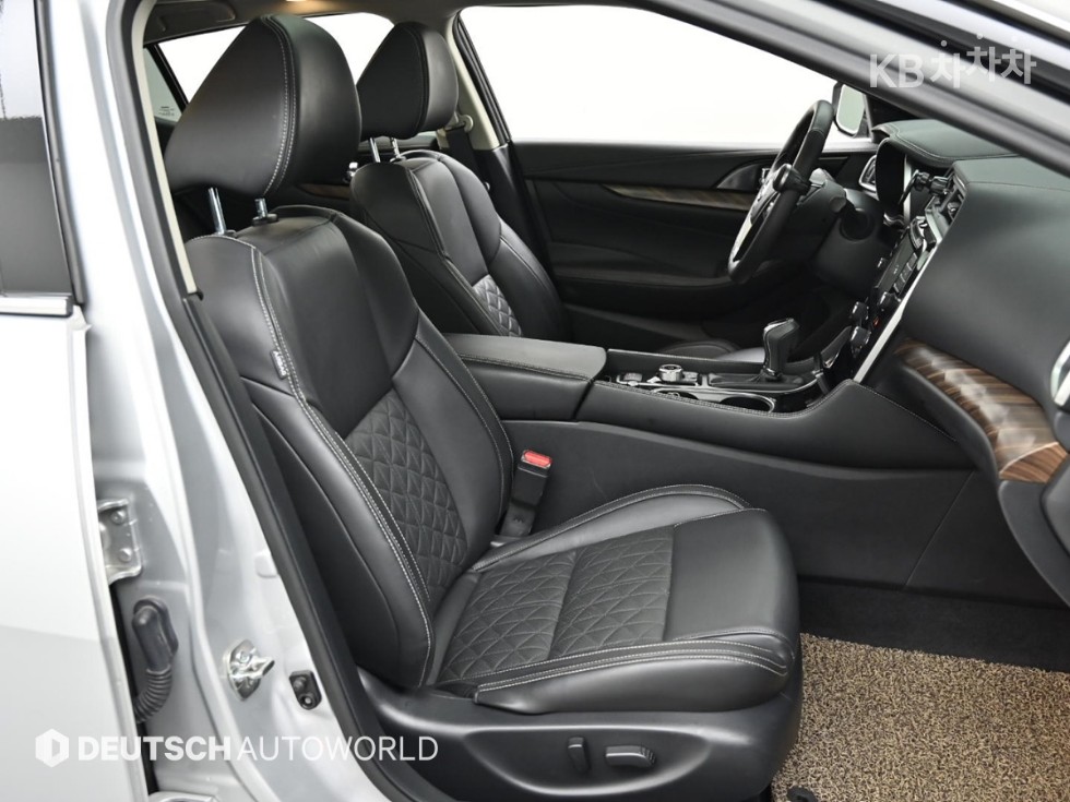 2017 - nissan maxima