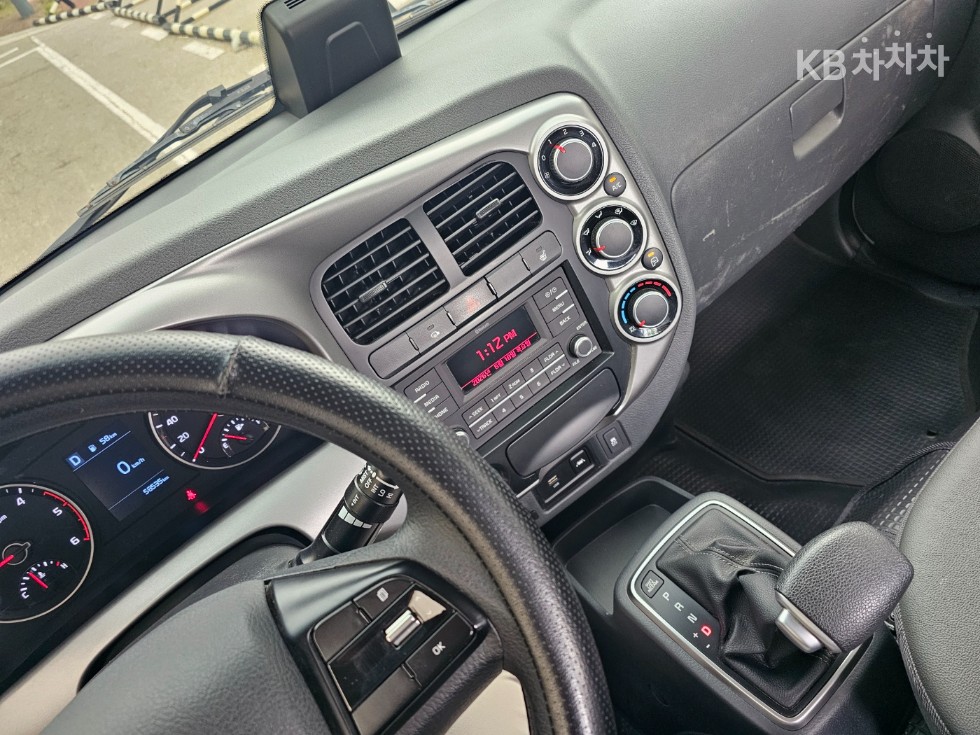 2023 - kia bongo iii