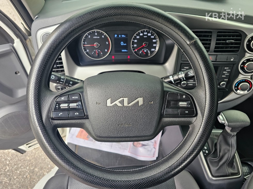 2023 - kia bongo iii
