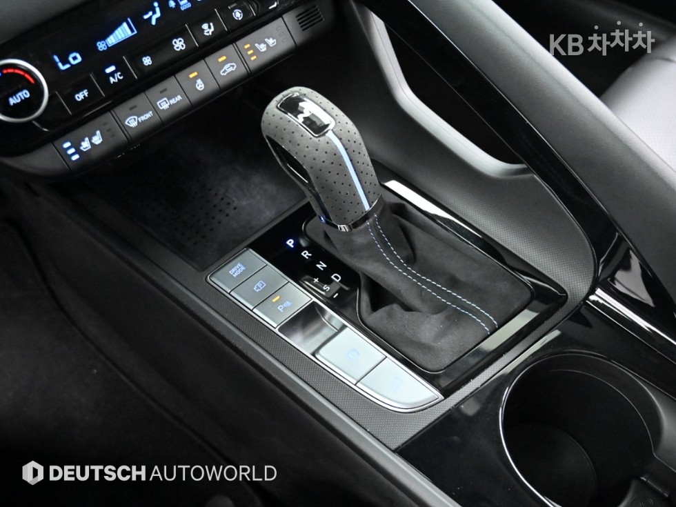 Hyundai Avante — miniaturë 9
