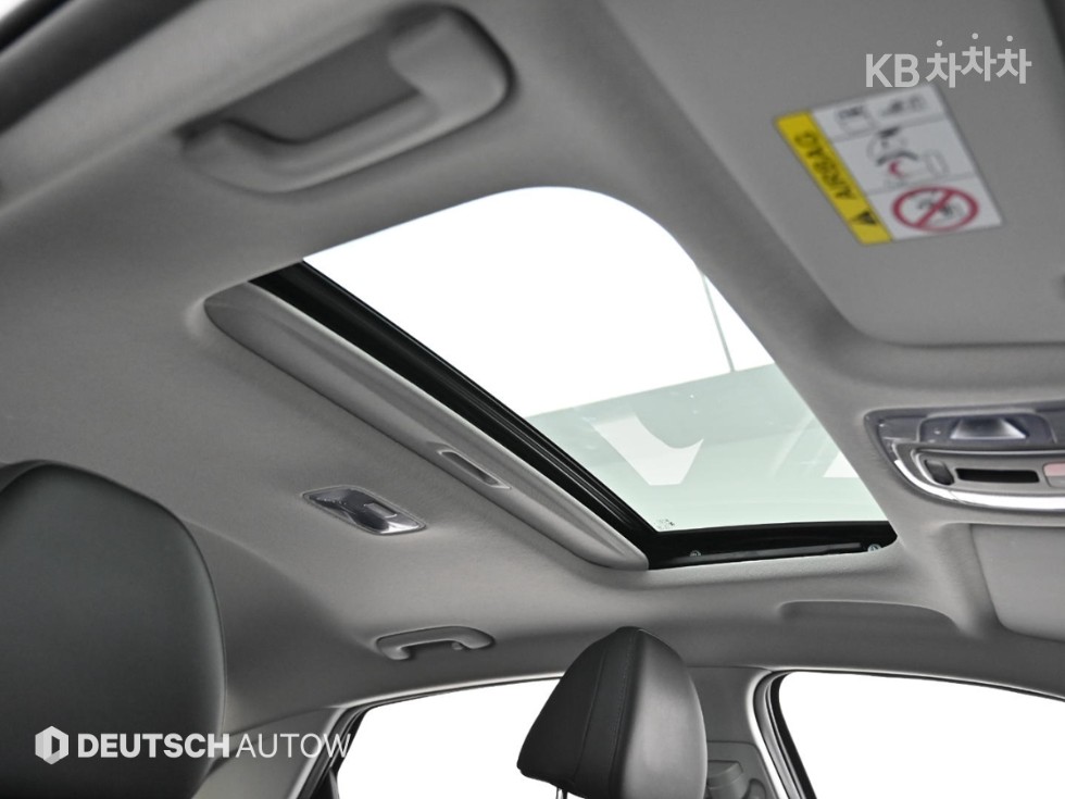 Hyundai Avante — miniaturë 18