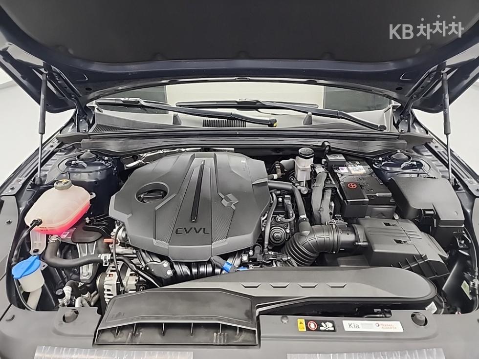 2023 - kia k5