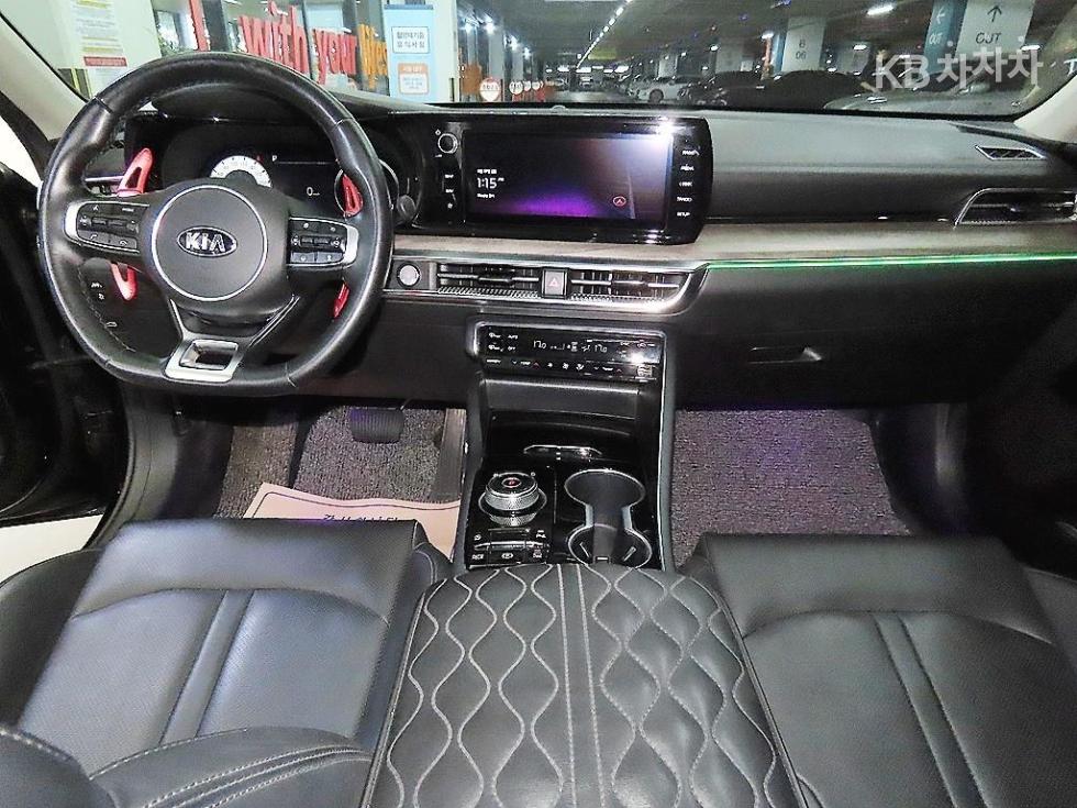 2021 - kia k5