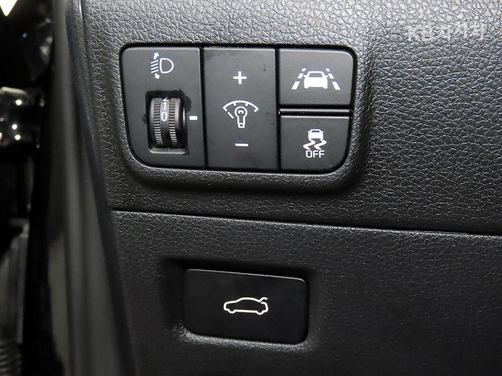2021 - kia k5