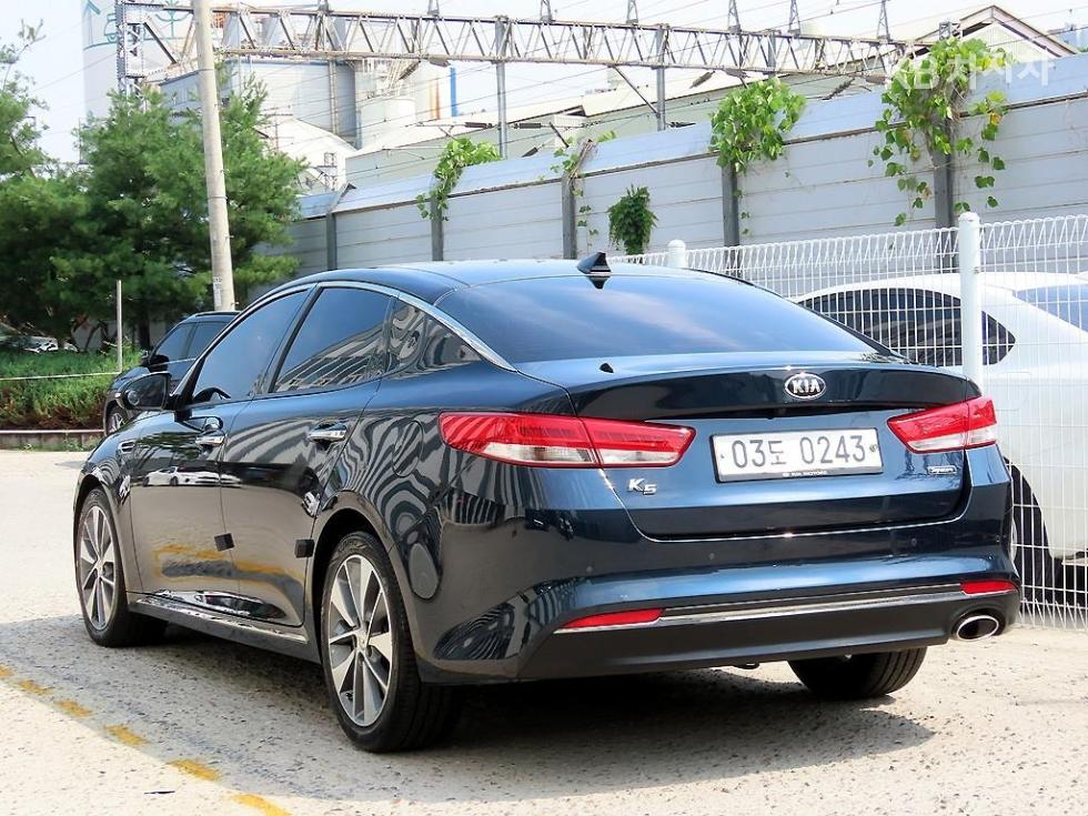 2017 - kia k5
