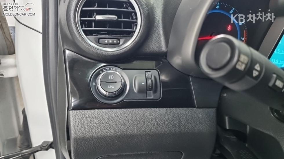 Chevrolet Orlando — miniaturë 15