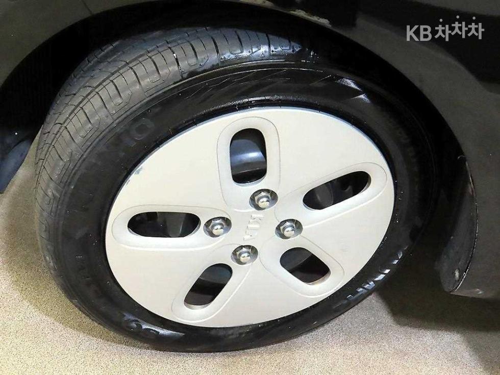 2018 - kia ray