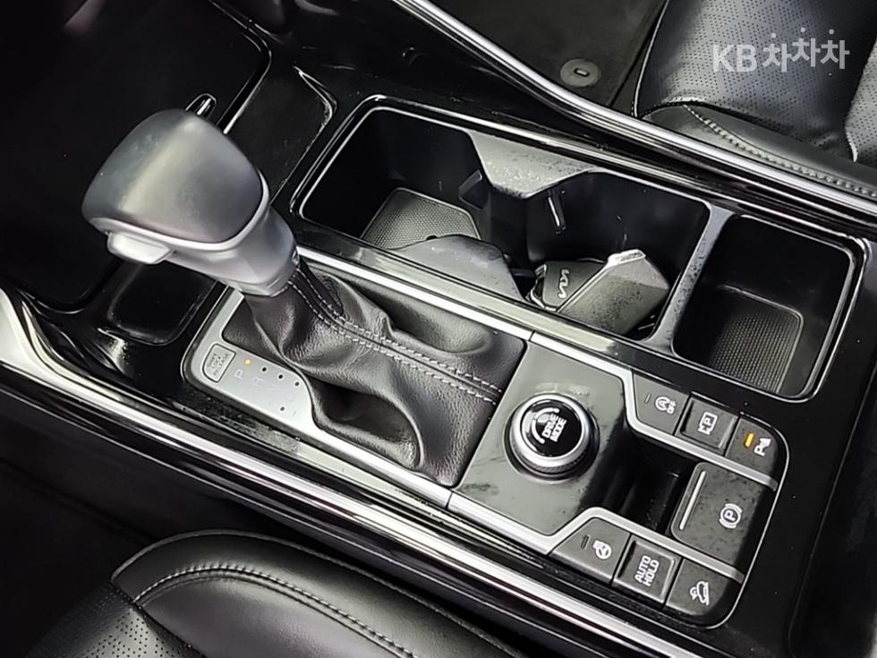 2023 - kia sorento
