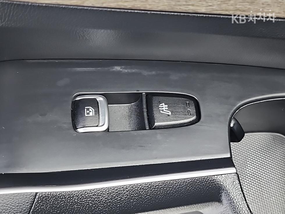 2023 - kia sorento