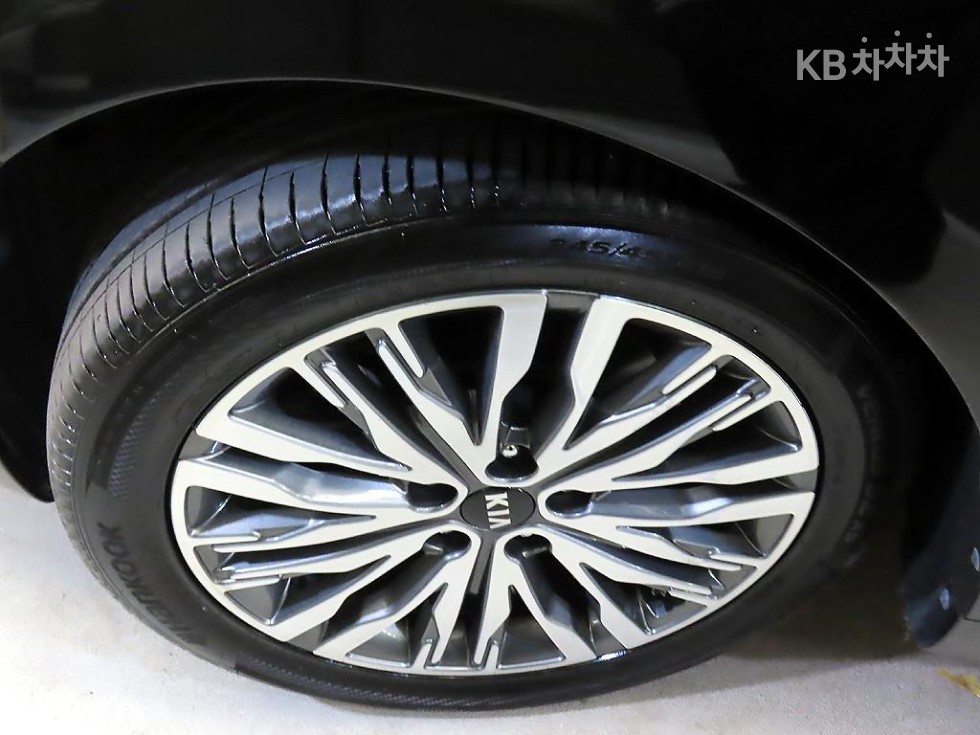2020 - kia k7