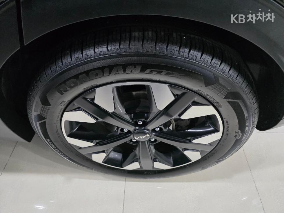 2022 - kia sportage