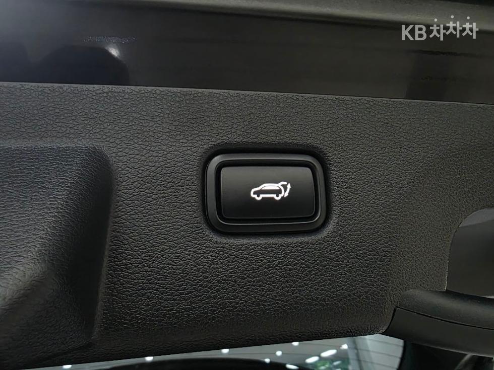 2022 - kia sportage