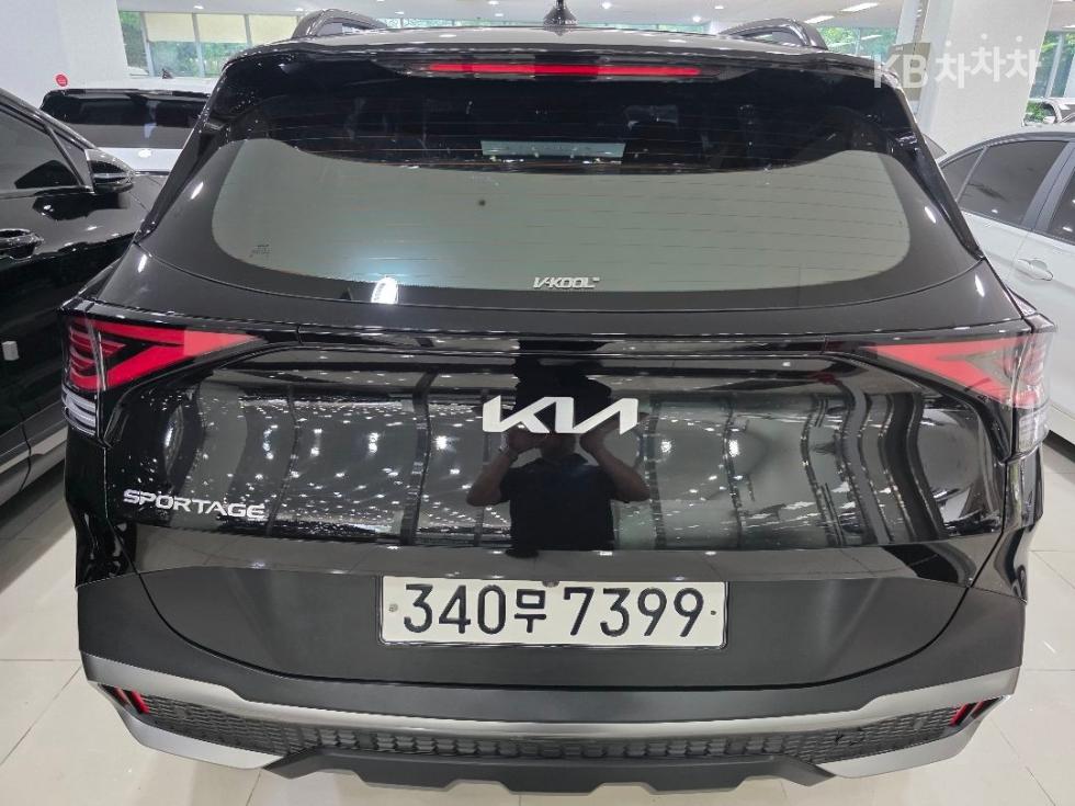 2022 - kia sportage