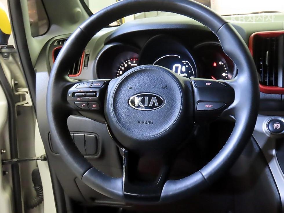 2018 - kia ray