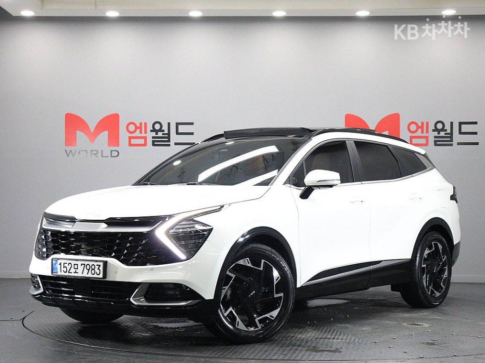 2022 - kia sportage