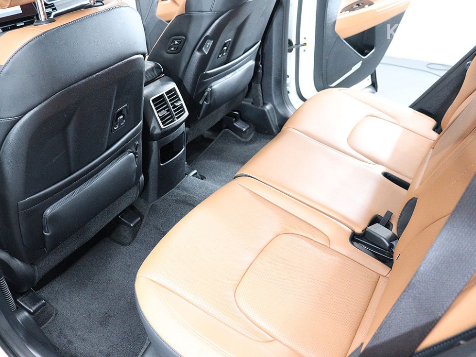 2022 - kia sportage