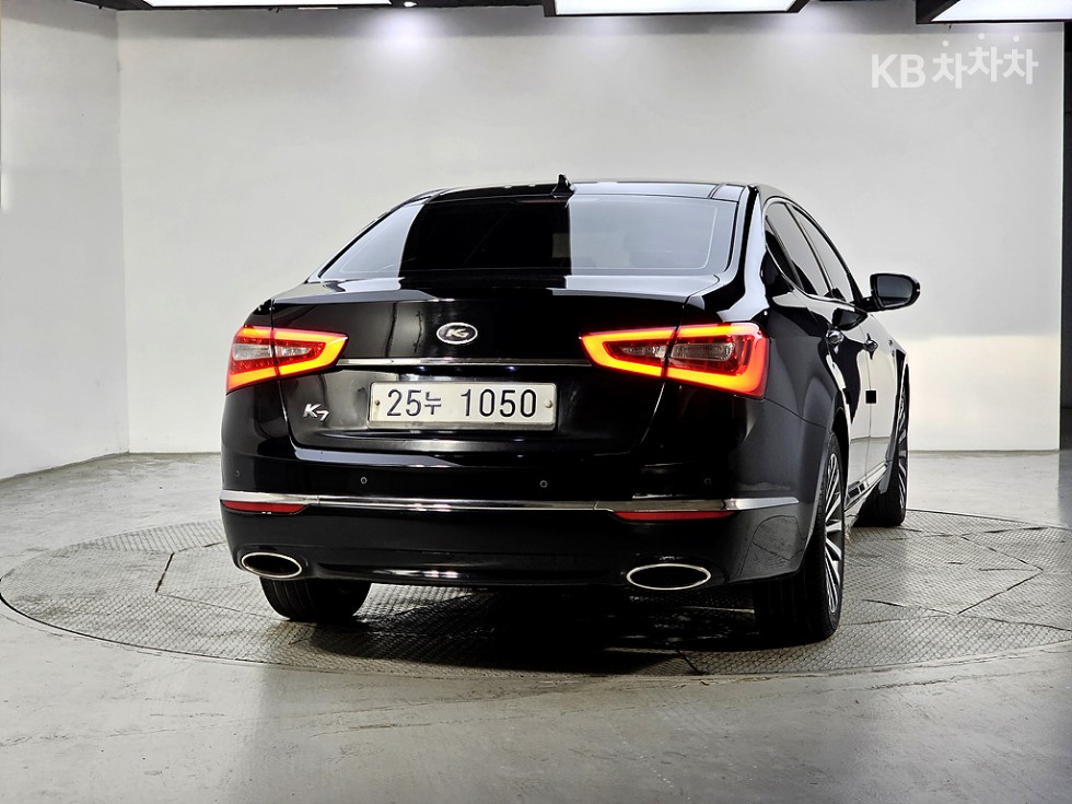 2013 - kia k7