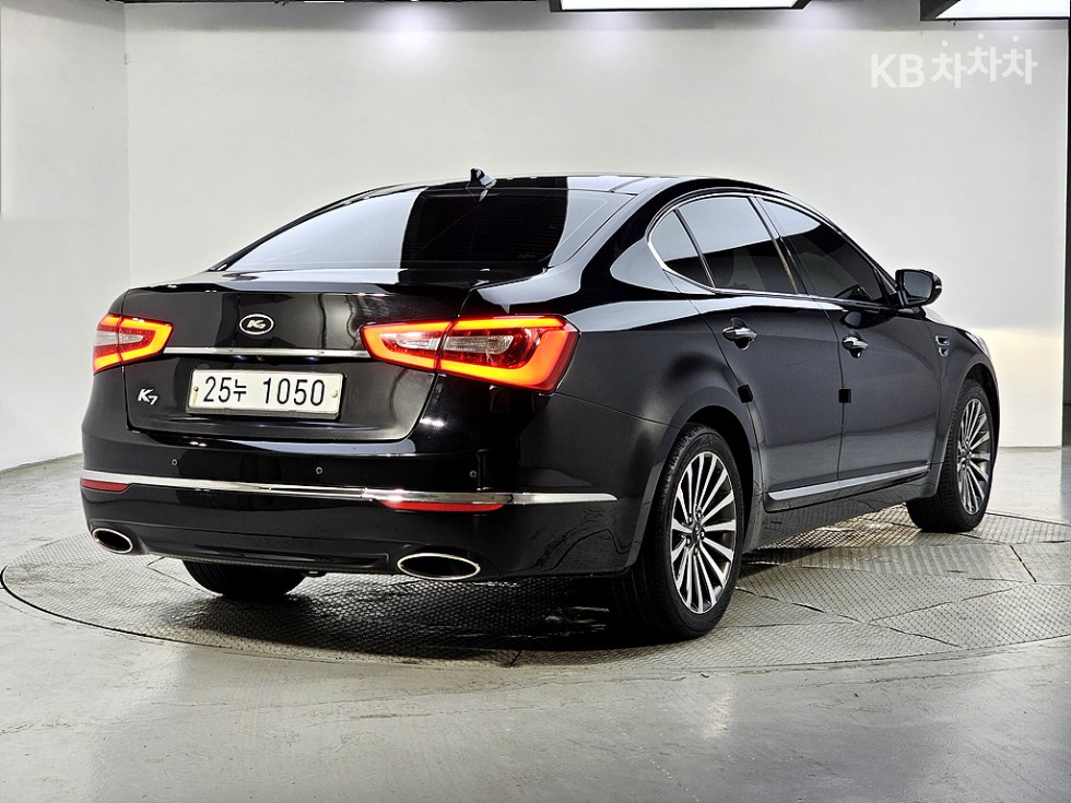 2013 - kia k7